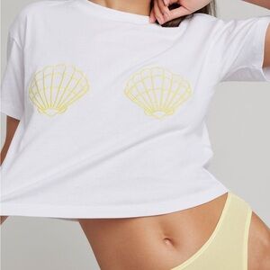 Negative underwear’s mermaid T-Shirt with Yellow Shells